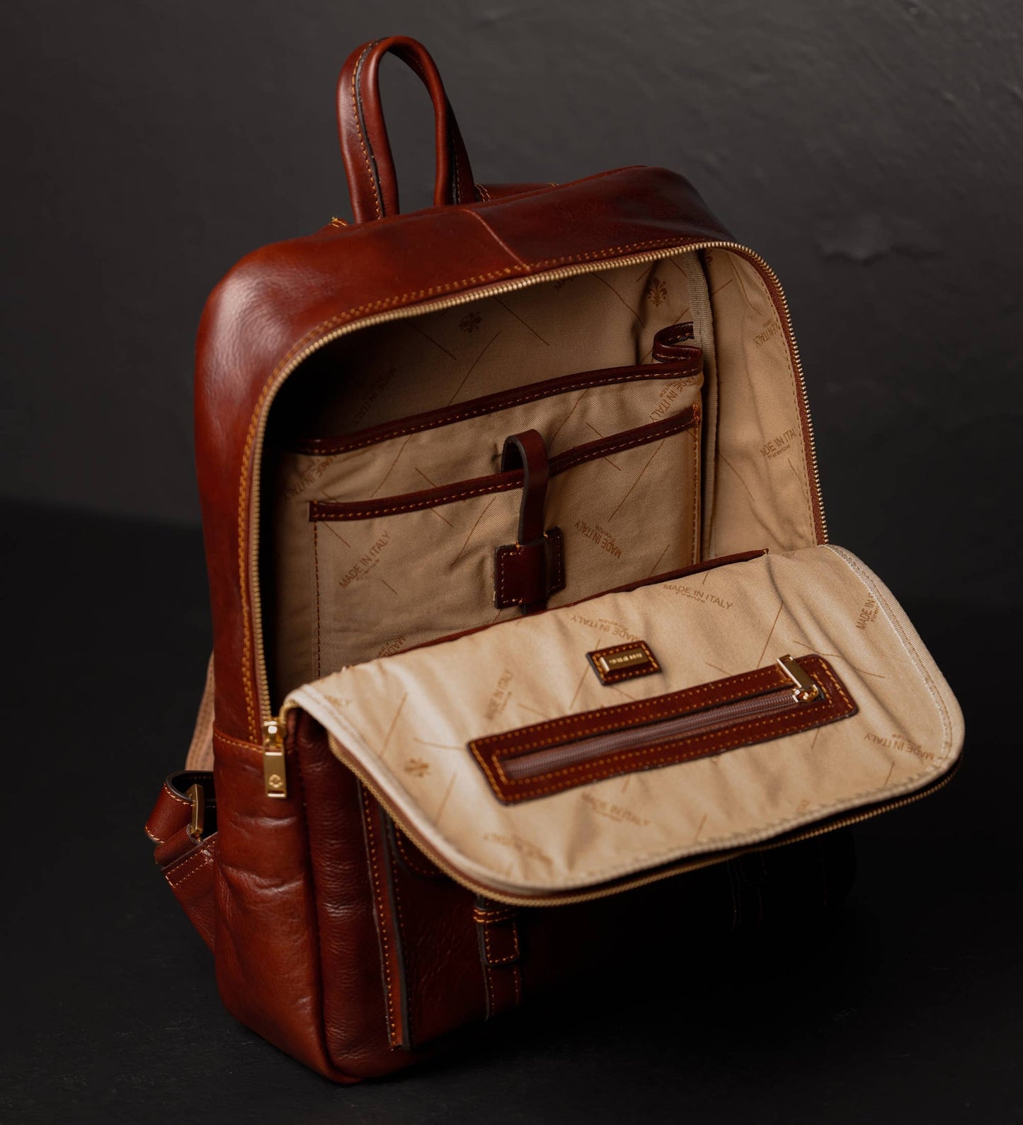 Grand Sac à Dos Unisexe en Cuir Marron - La Divine Comédie
